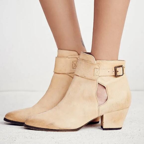 FREE PEOPLE Belleville Ankle Boots Distressed Beige Size 41 EU / 10 US - Picture 16 of 16